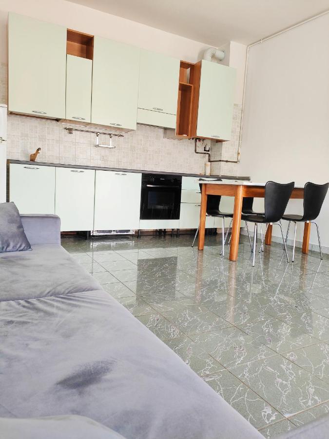Apartament Sesto Rondo Mm1 Lägenhet Sesto San Giovanni Exteriör bild